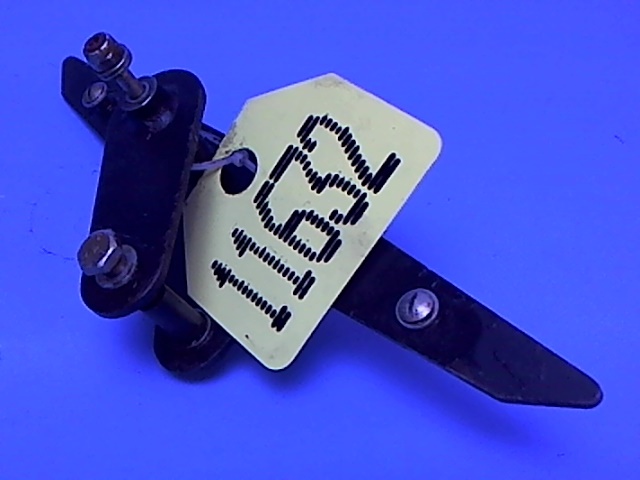 62771-00 Piper - BELLCRANK-LH AILERON